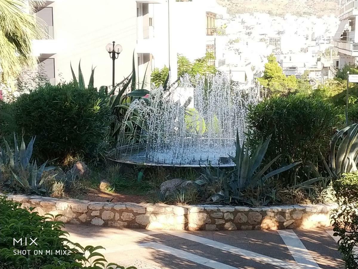 Beautiful House In Alimos Near To The Beach And Metro アテネ エクステリア 写真